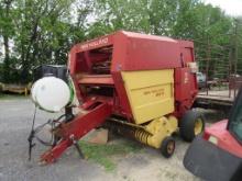 New Holland 853 Round Baler