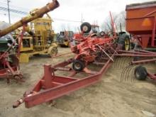 Kuhn GF8501MH 8-Star Hay Tedder & Trailer