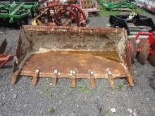 Bobcat 68in Skidloader Bucket w/ Teeth