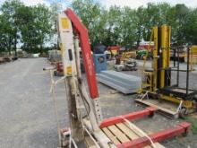 Rotunda Ford-OTC Engine Crane