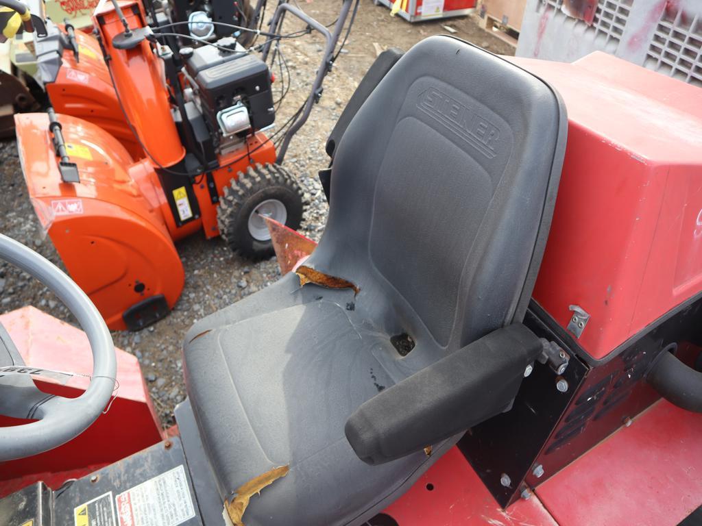 Steiner 230 Riding Tractor