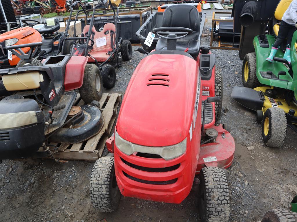Massey Ferguson 2500 Lawn Tractor