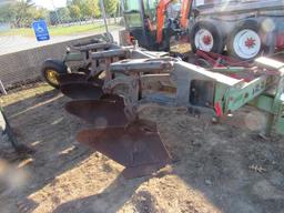 John Deere 2600 Moldboard Plow
