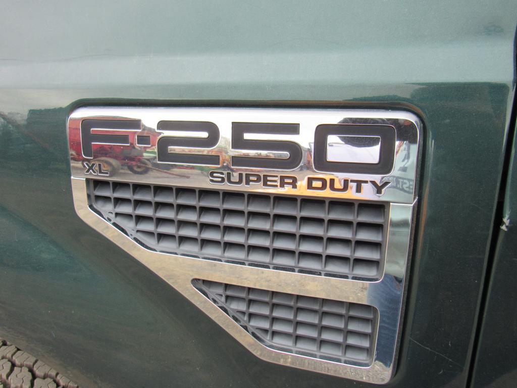 2008 Ford F250 4x4 Pick Up Truck w/ Title