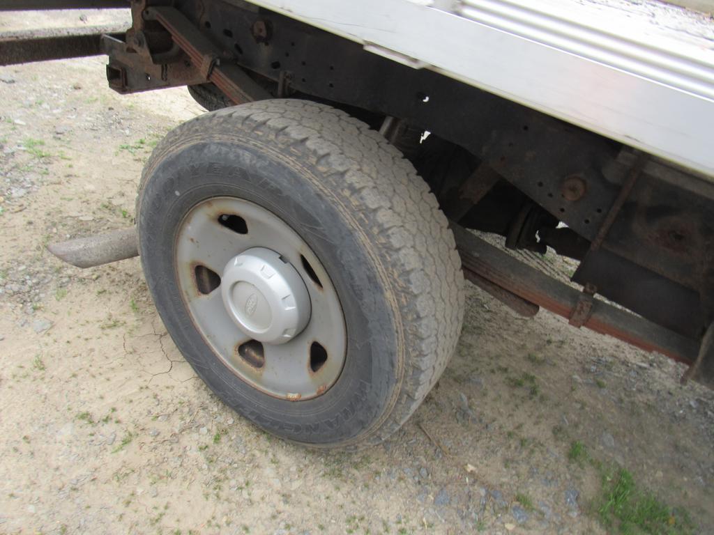 2008 Ford F250 4x4 Pick Up Truck w/ Title