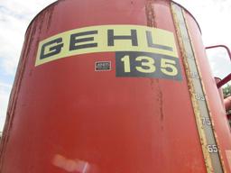 Gehl 135 Mixer