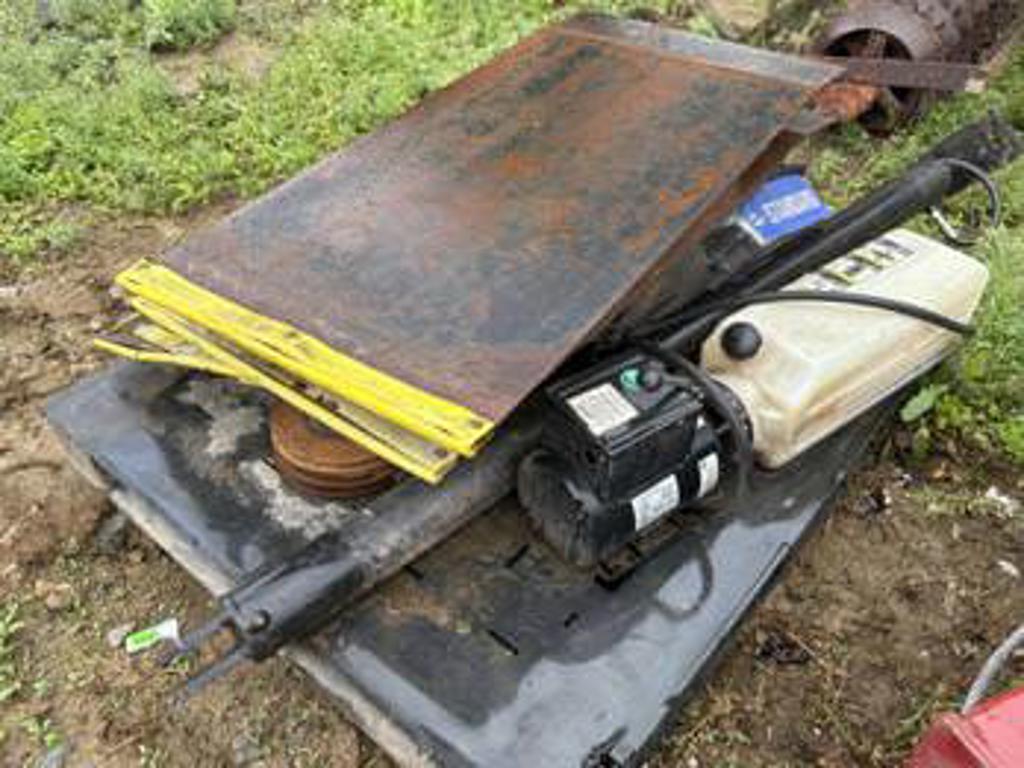 Challenger 4-Post Car Lift