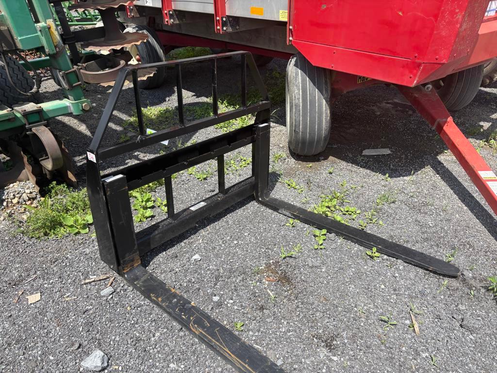 Kivel 48in Pallet Fork Attackhment