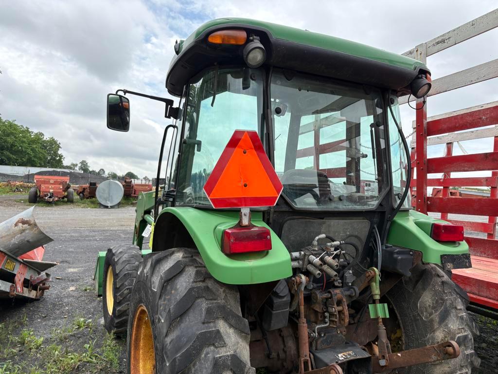 John Deere 5520 4WD Tractor