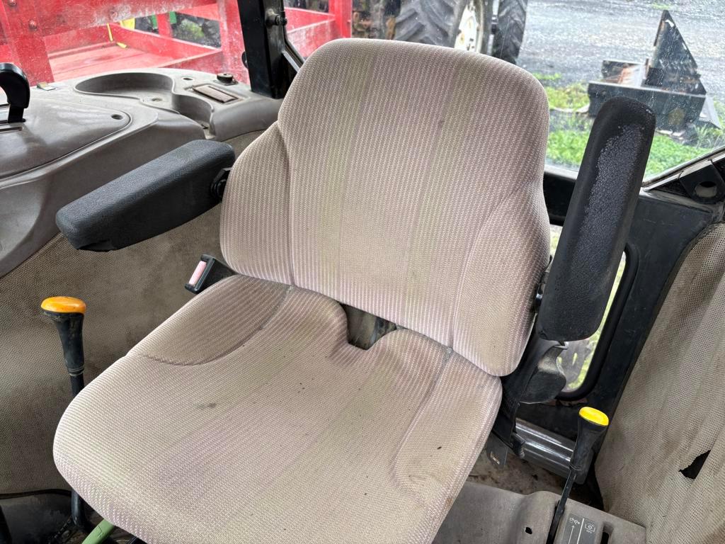 John Deere 5520 4WD Tractor
