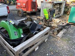 John Deere 2305 Tractor