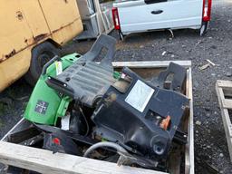 John Deere 2305 Tractor