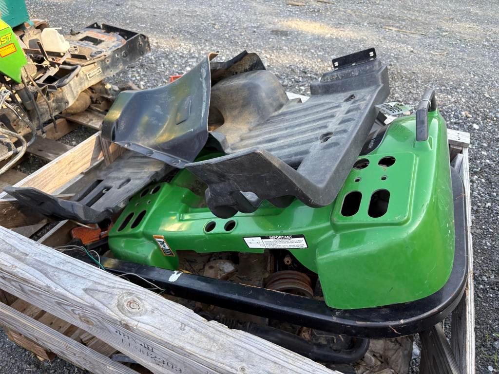 John Deere 2305 Tractor