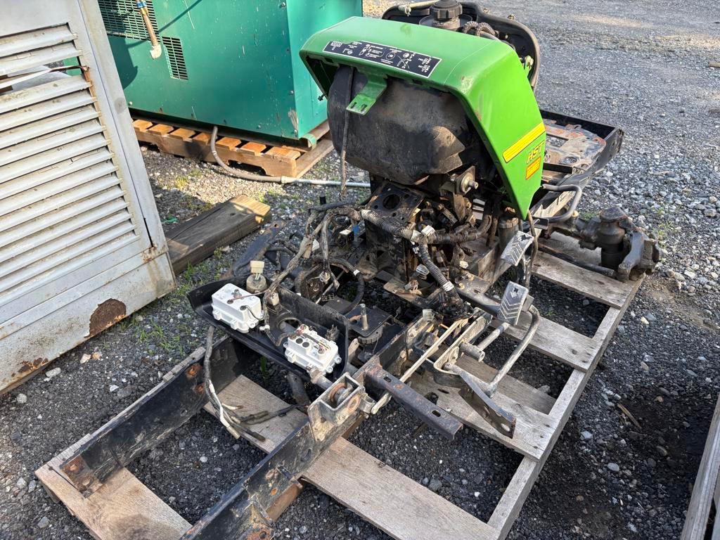John Deere 2305 Tractor