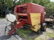 New Holland 853 Round Baler