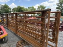 24ft Corral Panels w/ a 10ft Gate