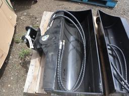 TPM 32" Hydraulic Tilt Bucket