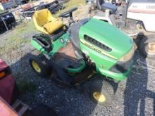 John Deere LA115 Riding Mower