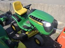 John Deere D140 Riding Mower