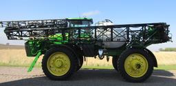 ‘13 JD 4940 self-propelled sprayer
