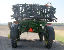 ‘13 JD 4940 self-propelled sprayer