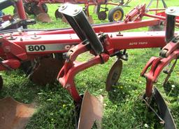 Case IH 800 plow