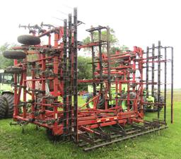 Case IH 4900 field cultivator, 52’