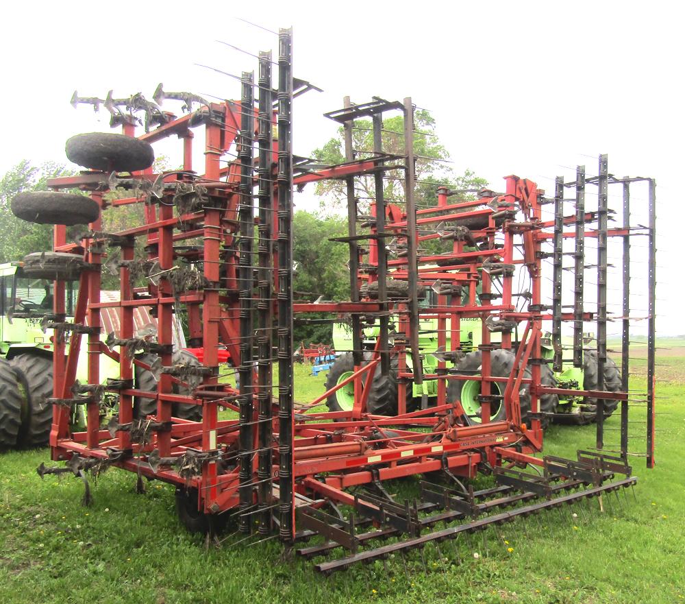 Case IH 4900 field cultivator, 52’