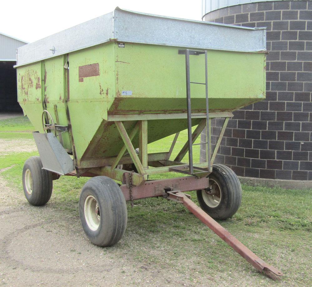 350 bu Parker gravity box w/ Lindsay 974 running gear