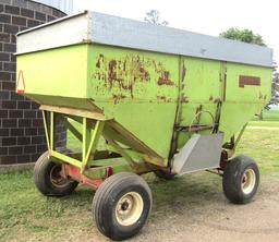 350 bu Parker gravity box w/ Lindsay 974 running gear