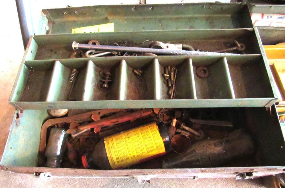 metal tool box