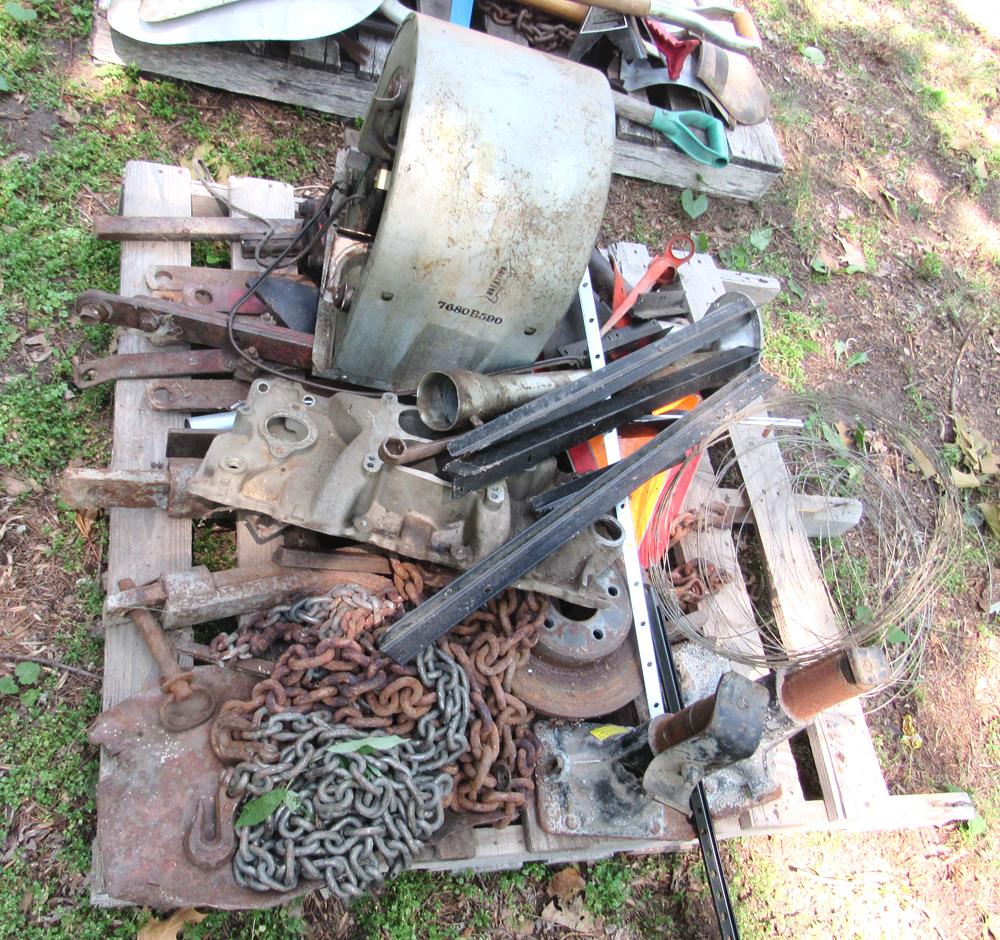jack stands, fan, chains