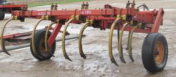 Kewanee 9ft chisel plow