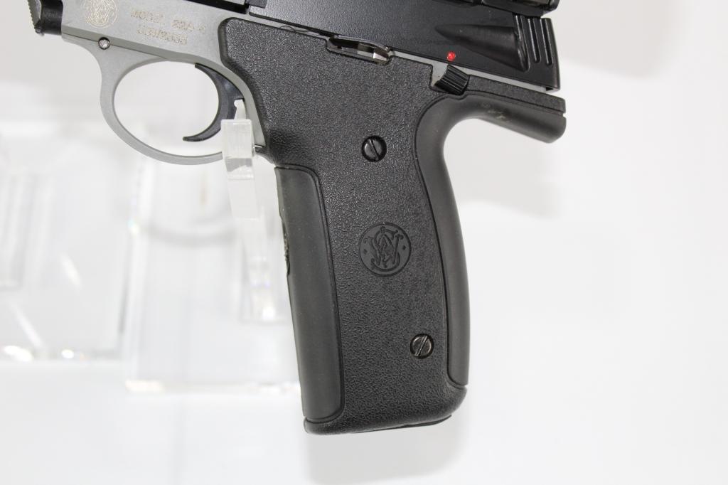 Smith & Wesson model 22A-1 pistol
