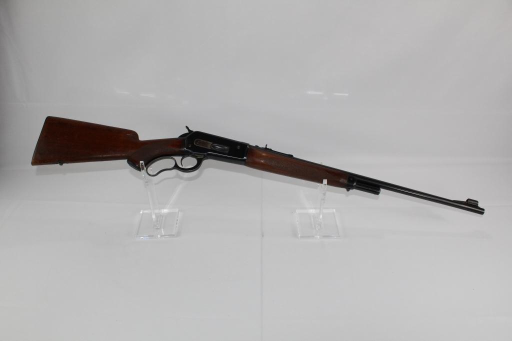 Winchester model 71 Deluxe