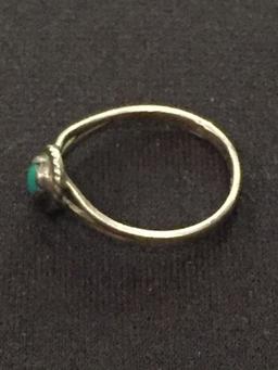 Small Native American Sterling Silver & Turquoise Ring - Size 2.5