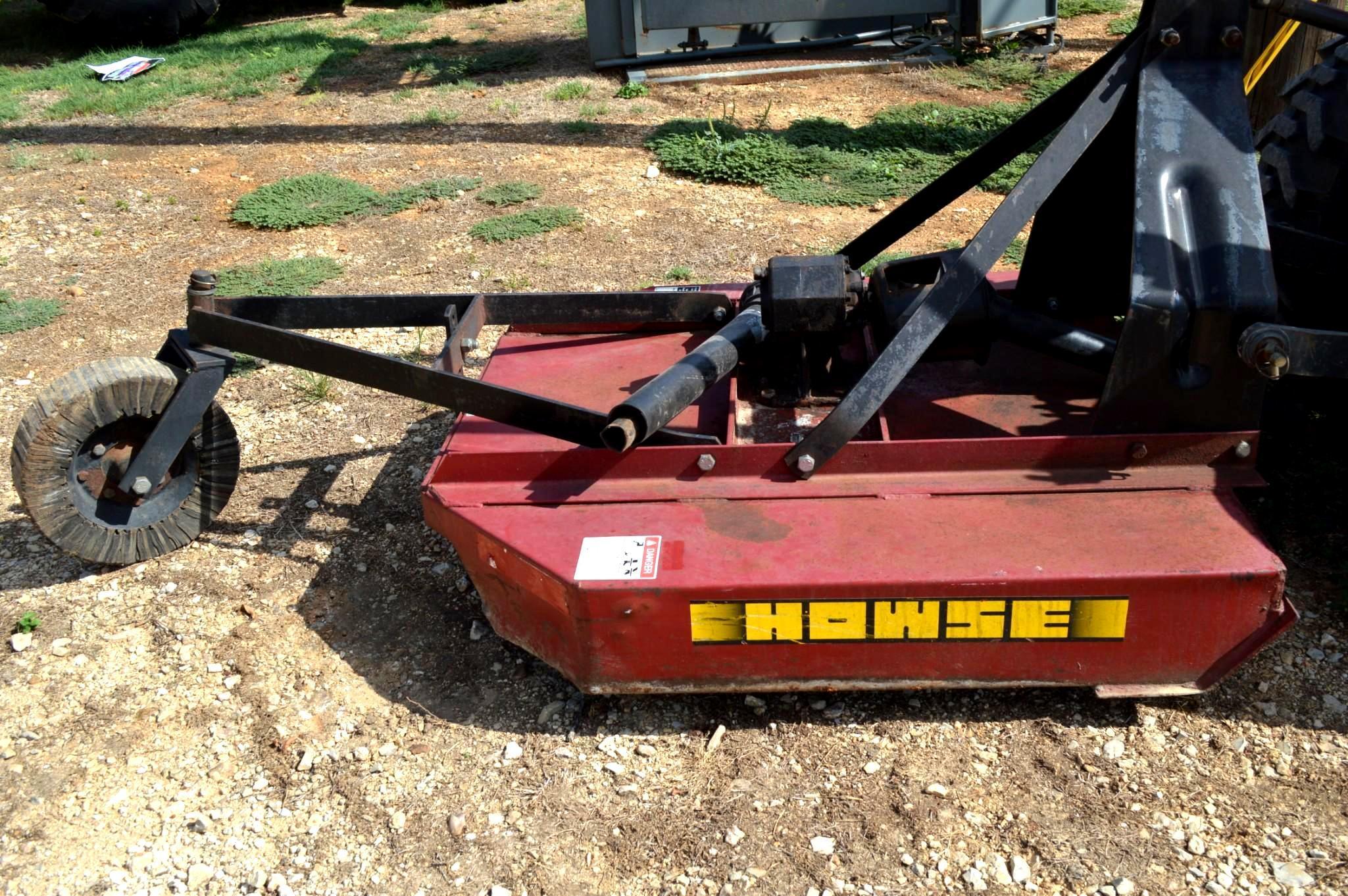Mahindra 1815 HST 4WD Tractor w/ Loader and Shredder *Operator's Manuals Included*