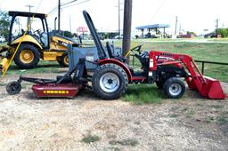 Mahindra 1815 HST 4WD Tractor w/ Loader and Shredder *Operator's Manuals Included*
