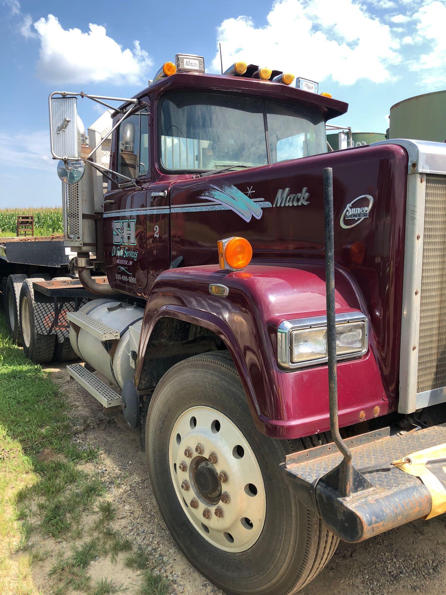 1987 Mack Super Liner RW613 Tractor