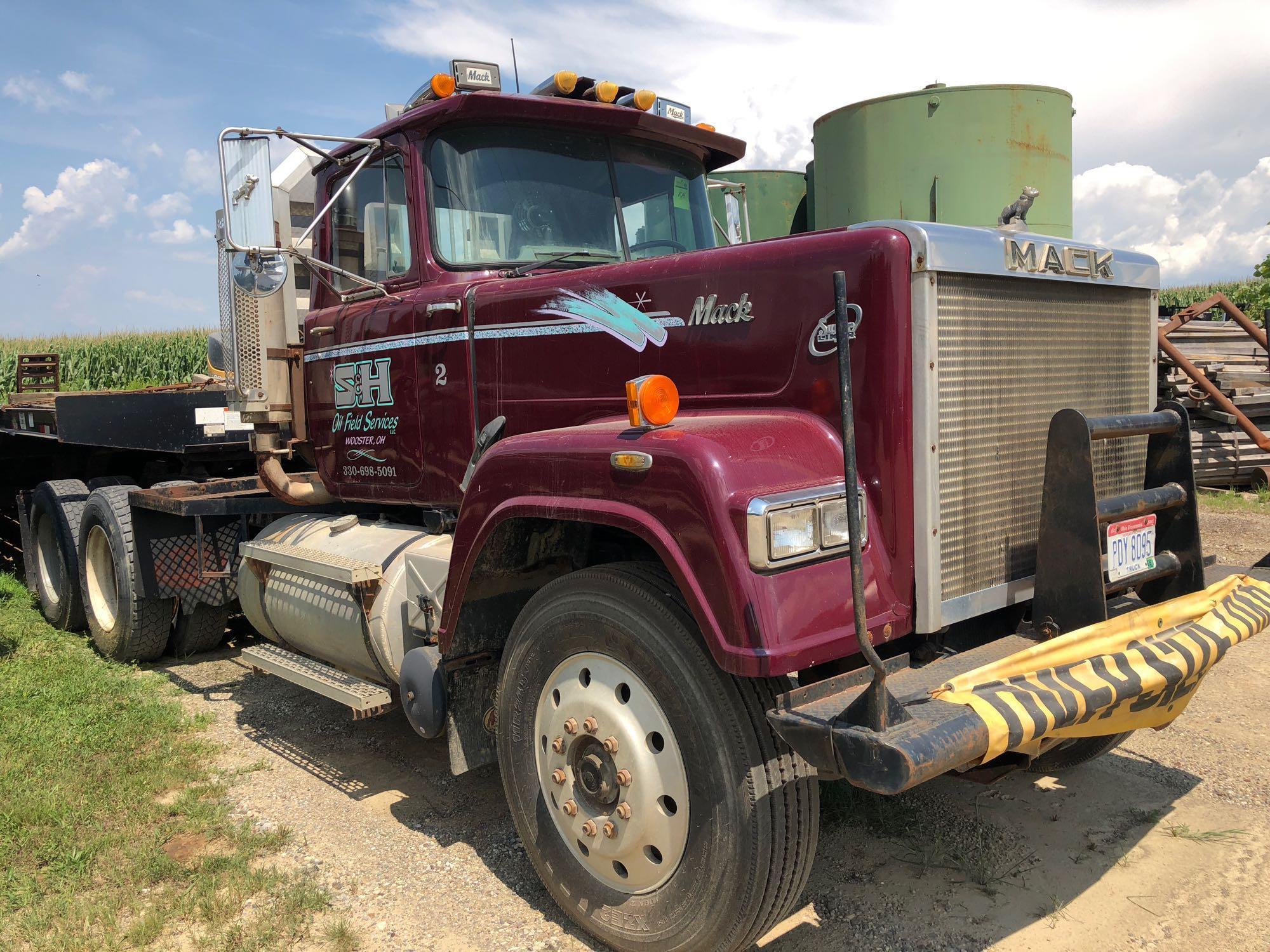 1987 Mack Super Liner RW613 Tractor