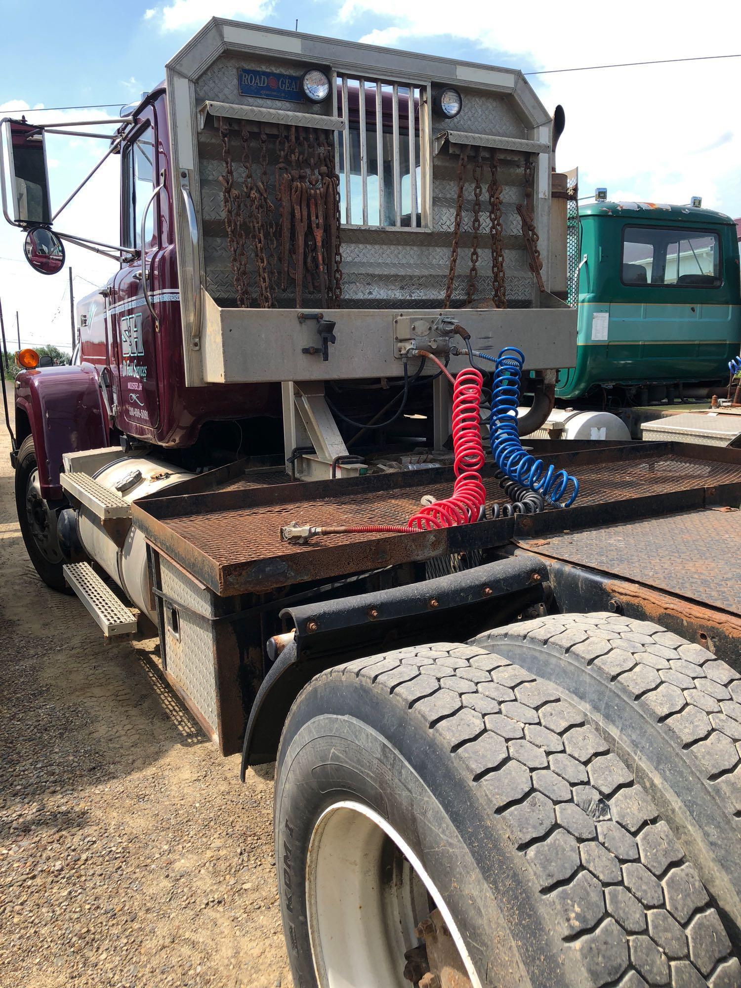 1987 Mack Super Liner RW613 Tractor