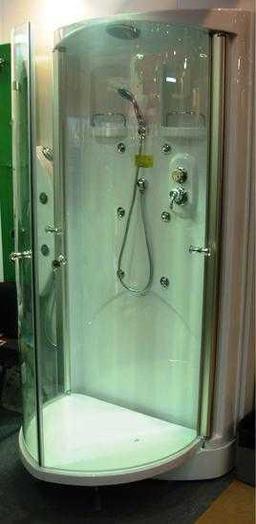 New Fold Up Space Saver Shower