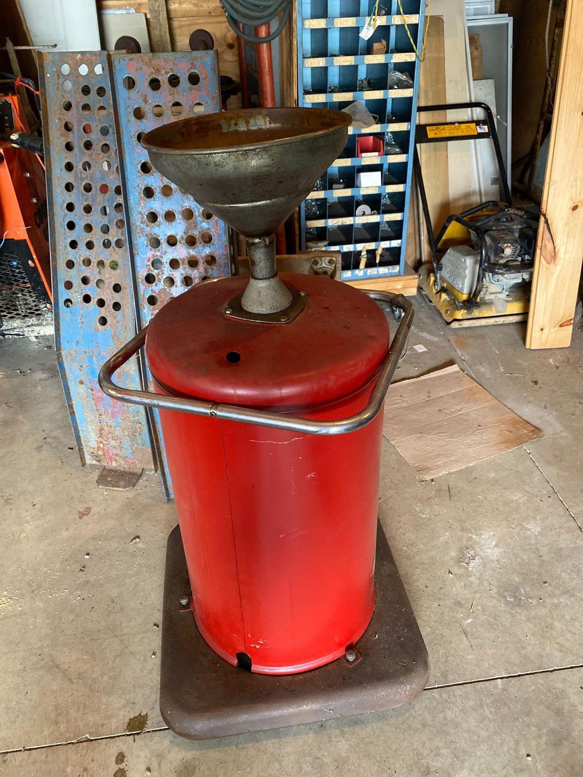 Rolling fluid drain