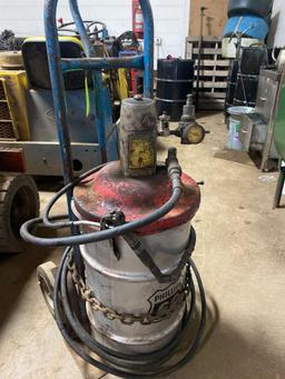 ARO Air Powered Grease Pump on Cart