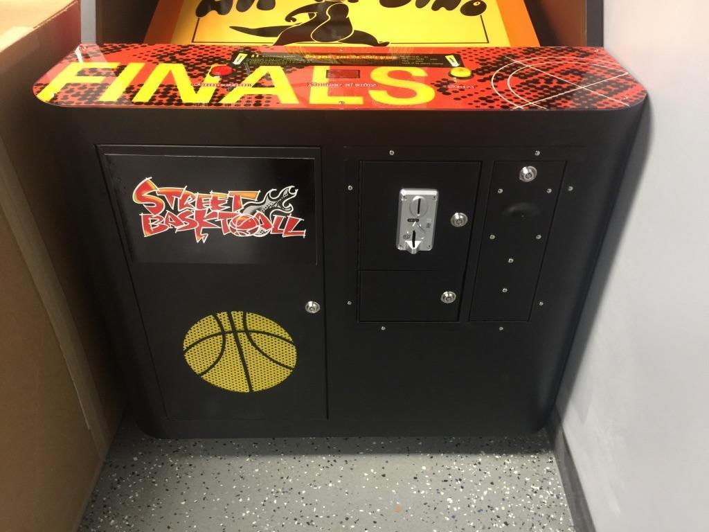 New Arcade Street Basketball Game Coin Operated Large Basketball Machine with 5 Basketballs