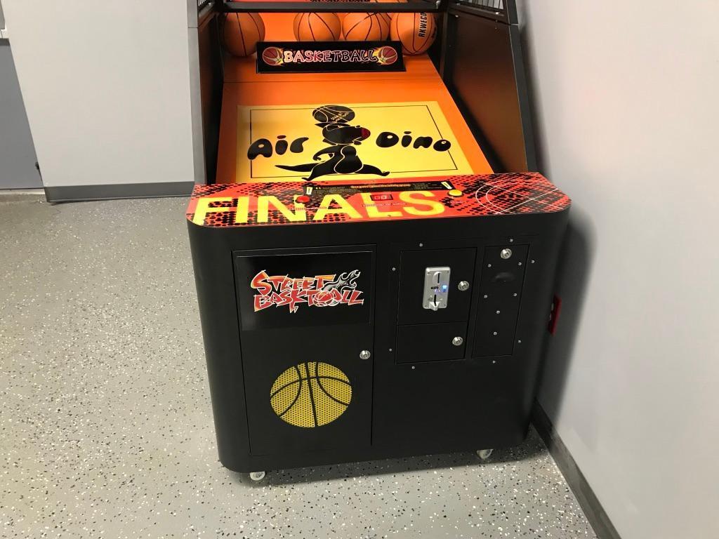 New Arcade Street Basketball Game Coin Operated Large Basketball Machine with 5 Basketballs
