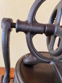 Dazey Butter Churn 34B...Barrel Style Glass Urn &...Wooden Paddle with All Original Parts