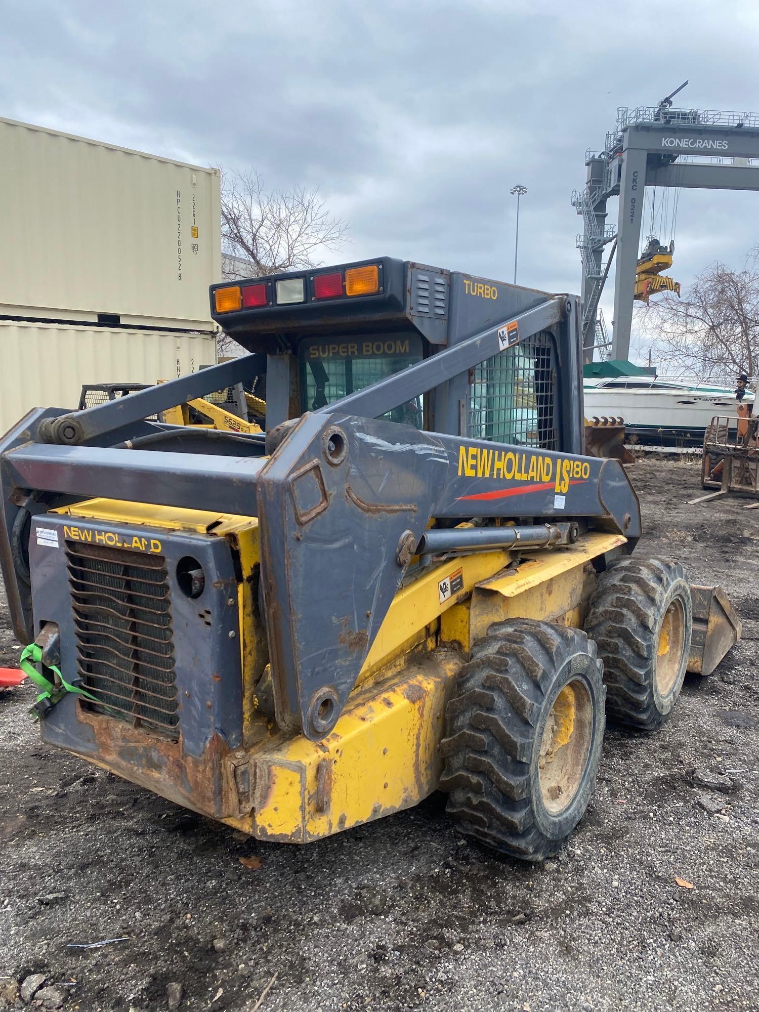 New Holland LS180 Turbo Skidsteer.