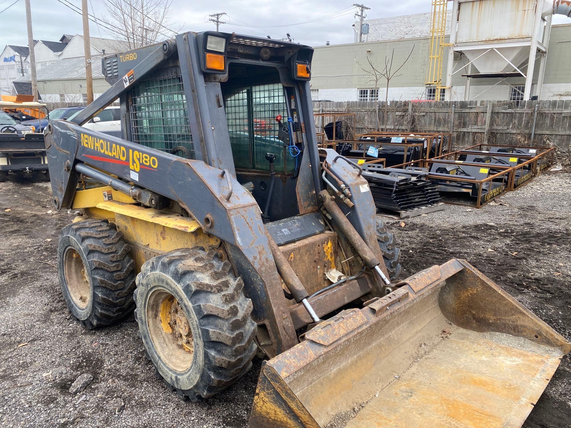 New Holland LS180 Turbo Skidsteer.