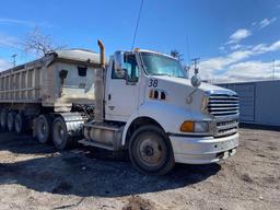 2008 Sterling A9500 Tandem Axle Tractor / Truck
